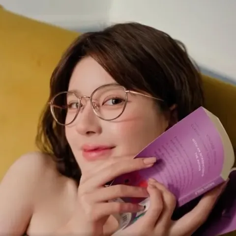 【QINA｜時尚潮流眼鏡品牌】